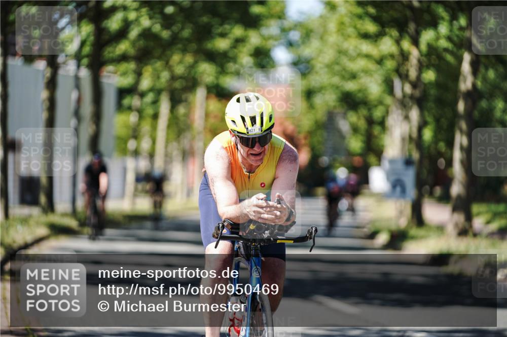 09.08.2026 - GEWOBA Citytriathlon Bremen Michael Burmester http://msf.ph/oto/9950469 09.08.2026 13:10:40 Radfahren 716, 717, 823, 967 meine-sportfotos.de
