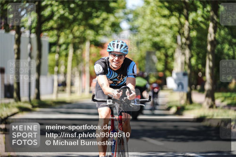 09.08.2026 - GEWOBA Citytriathlon Bremen Michael Burmester http://msf.ph/oto/9950510 09.08.2026 13:11:20 Radfahren 555, 566, 596, 639, 679, 728, 788, 792, 814 meine-sportfotos.de