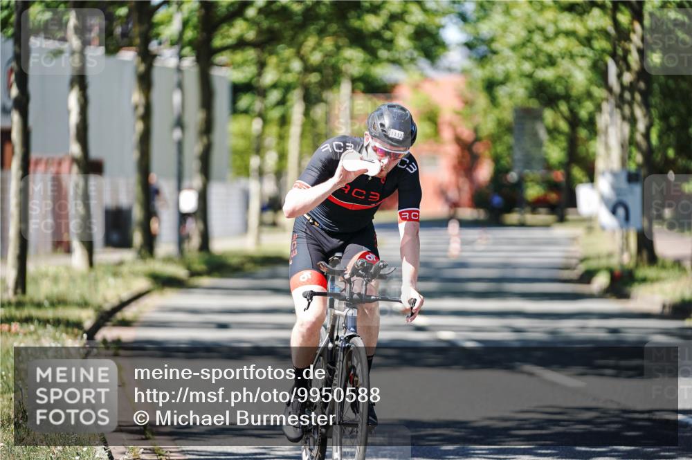 09.08.2026 - GEWOBA Citytriathlon Bremen Michael Burmester http://msf.ph/oto/9950588 09.08.2026 13:12:31 Radfahren 552, 636, 638, 744, 745, 758, 816, 846, 861, 864, 895, 909, 911, 935, 981, 1015, 1019, 1111 meine-sportfotos.de