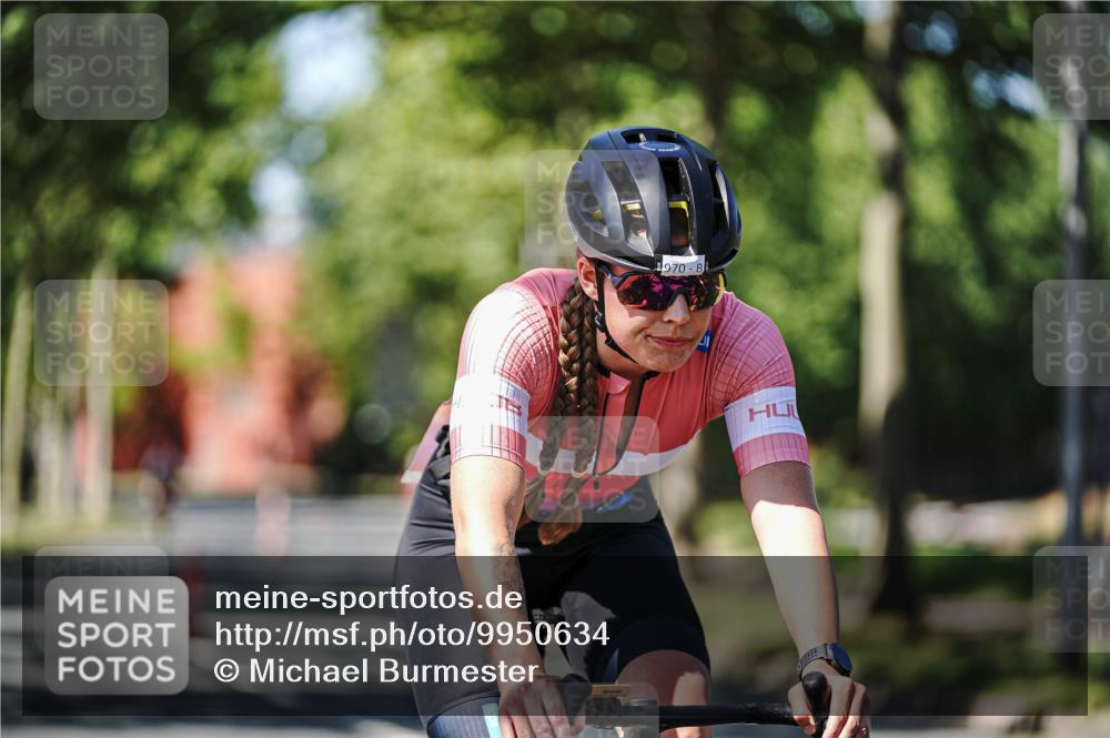 09.08.2026 - GEWOBA Citytriathlon Bremen Michael Burmester http://msf.ph/oto/9950634 09.08.2026 13:13:55 Radfahren 763, 840, 897, 938, 970, 1012, 1156 meine-sportfotos.de