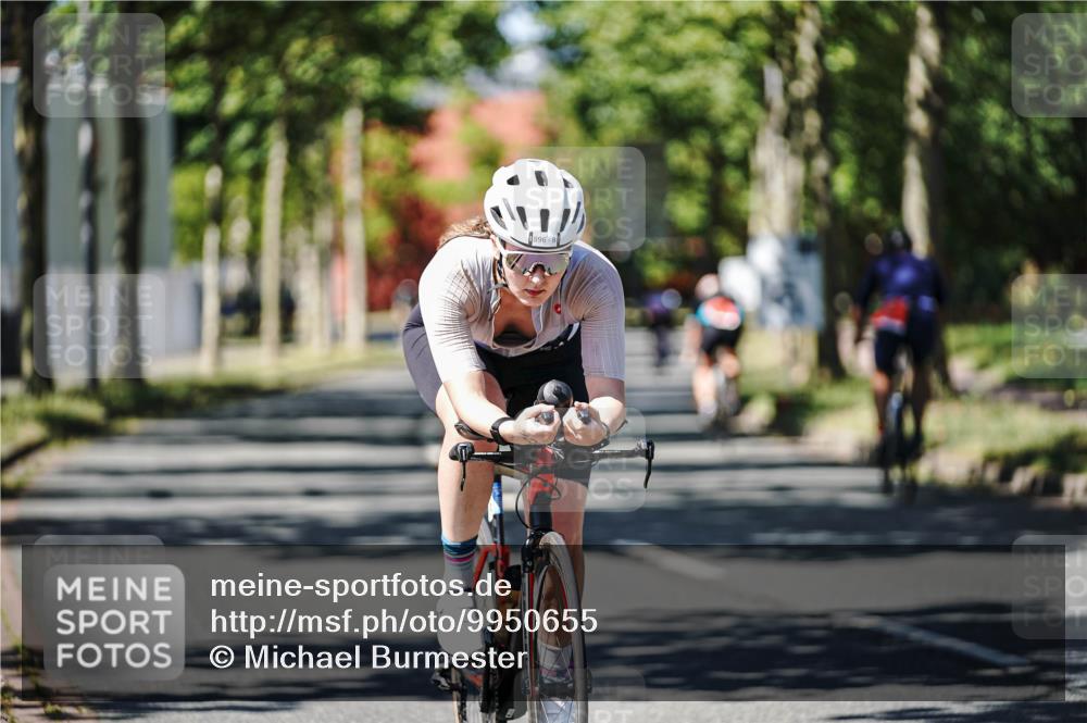 09.08.2026 - GEWOBA Citytriathlon Bremen Michael Burmester http://msf.ph/oto/9950655 09.08.2026 13:14:46 Radfahren 574, 872, 896 meine-sportfotos.de