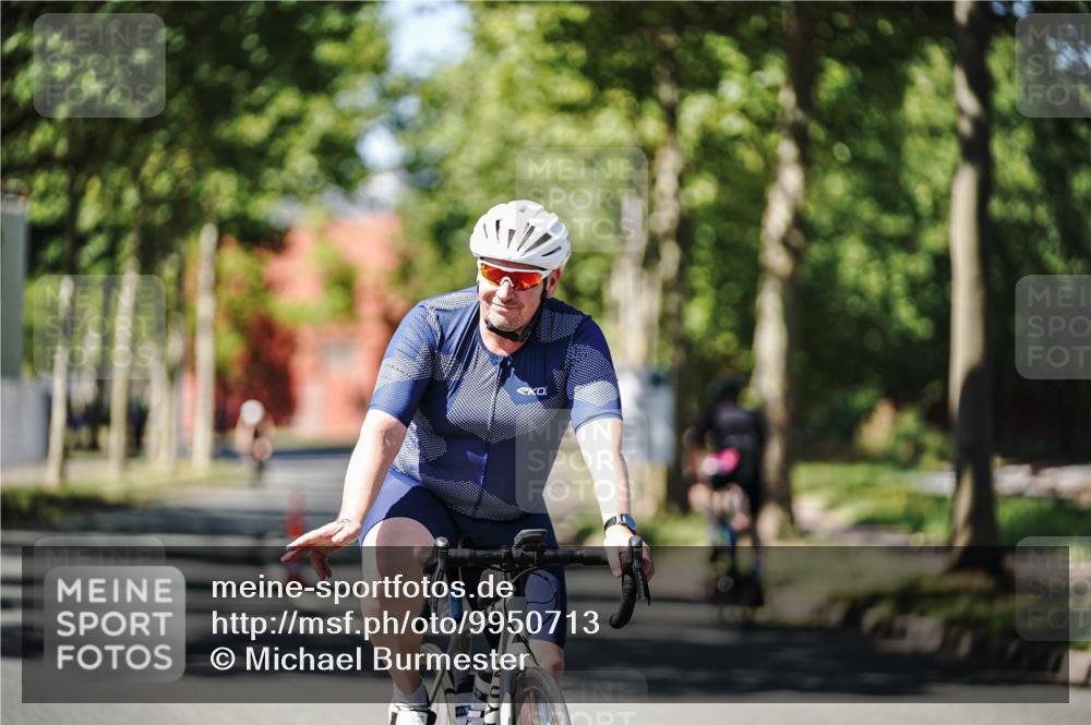 09.08.2026 - GEWOBA Citytriathlon Bremen Michael Burmester http://msf.ph/oto/9950713 09.08.2026 13:16:01 Radfahren 637, 838, 919 meine-sportfotos.de