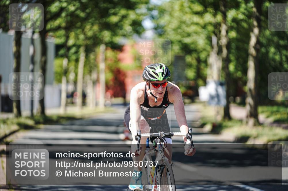 09.08.2026 - GEWOBA Citytriathlon Bremen Michael Burmester http://msf.ph/oto/9950737 09.08.2026 13:16:37 Radfahren 733, 780, 886, 998 meine-sportfotos.de