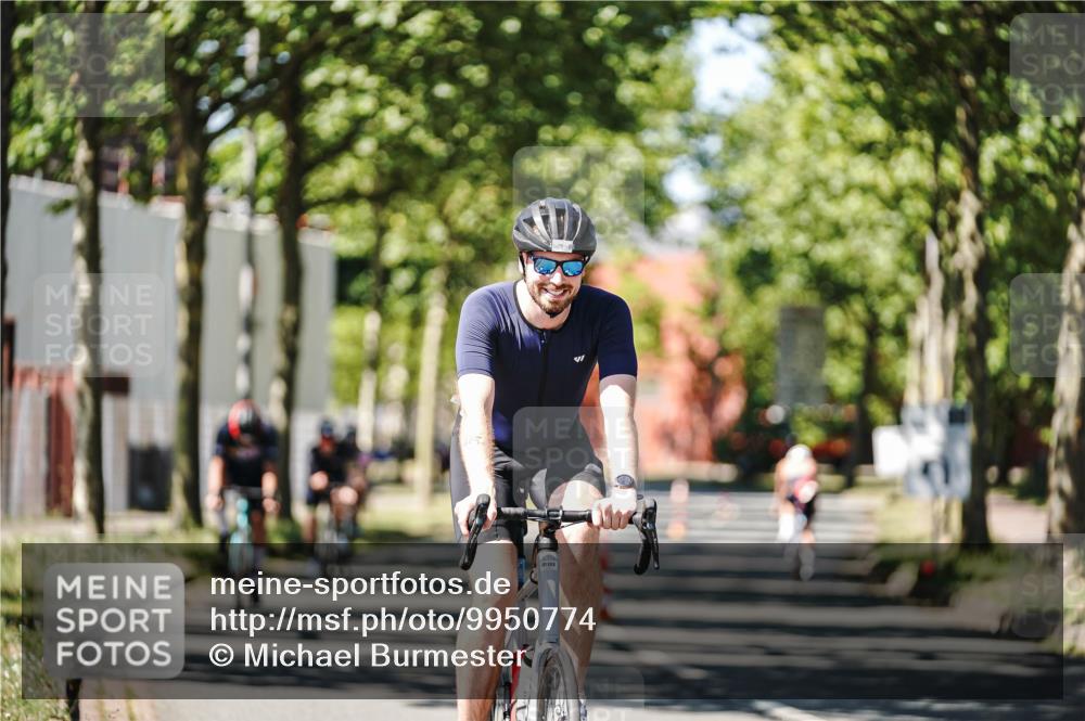 09.08.2026 - GEWOBA Citytriathlon Bremen Michael Burmester http://msf.ph/oto/9950774 09.08.2026 13:17:53 Radfahren 625, 796, 876, 968, 1003, 1154 meine-sportfotos.de