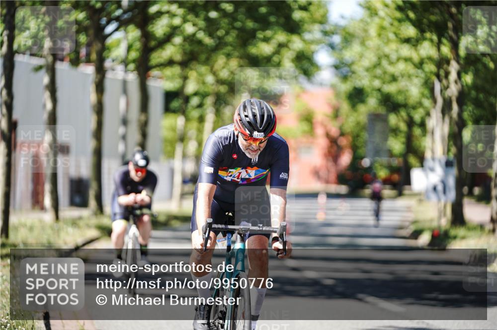 09.08.2026 - GEWOBA Citytriathlon Bremen Michael Burmester http://msf.ph/oto/9950776 09.08.2026 13:17:55 Radfahren 625, 796, 876, 953, 968, 1154 meine-sportfotos.de