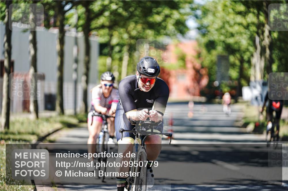 09.08.2026 - GEWOBA Citytriathlon Bremen Michael Burmester http://msf.ph/oto/9950779 09.08.2026 13:17:57 Radfahren 625, 796, 876, 953, 968, 1154 meine-sportfotos.de