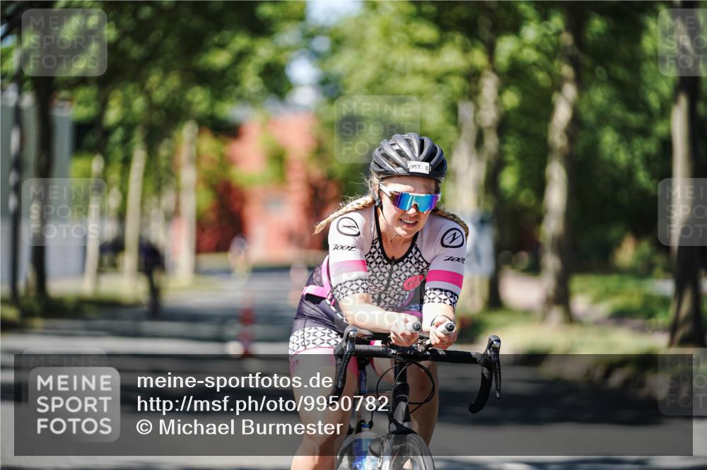 09.08.2026 - GEWOBA Citytriathlon Bremen Michael Burmester http://msf.ph/oto/9950782 09.08.2026 13:17:58 Radfahren 625, 796, 876, 953, 1154 meine-sportfotos.de