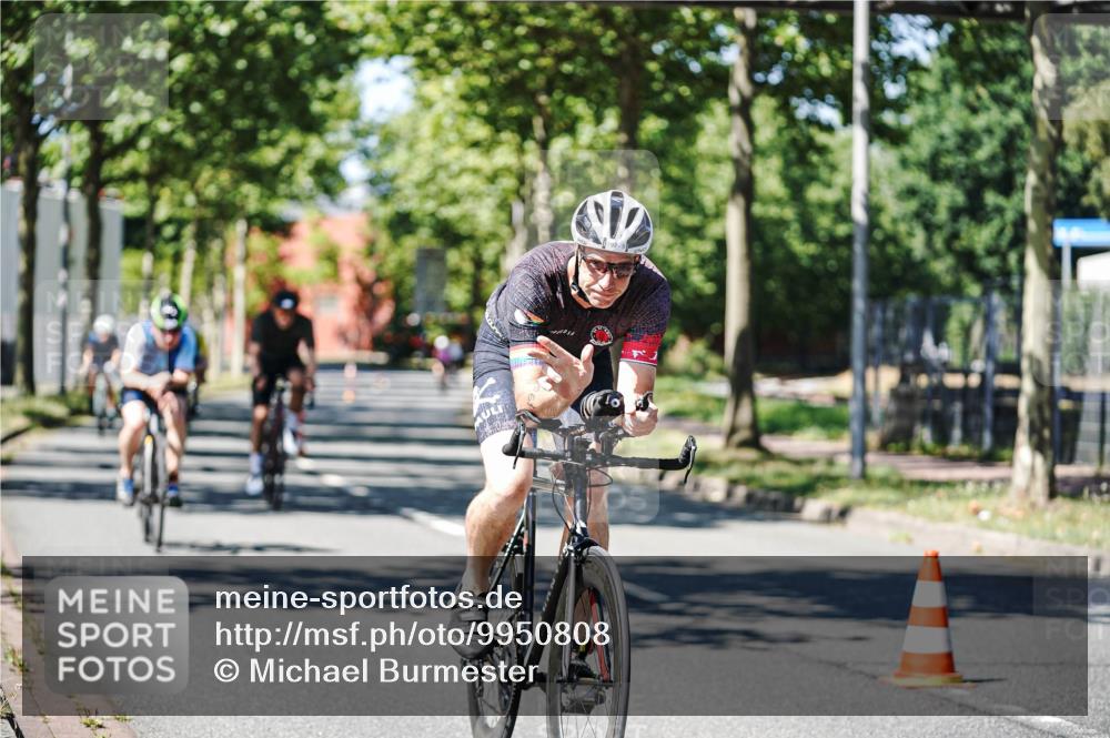 09.08.2026 - GEWOBA Citytriathlon Bremen Michael Burmester http://msf.ph/oto/9950808 09.08.2026 13:19:05 Radfahren 626, 753, 797, 870, 915, 1123 meine-sportfotos.de