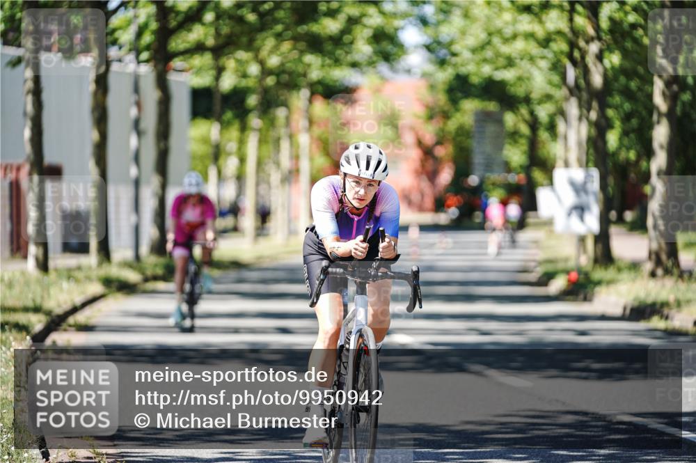 09.08.2026 - GEWOBA Citytriathlon Bremen Michael Burmester http://msf.ph/oto/9950942 09.08.2026 13:24:03 Radfahren 881, 891, 898, 945, 974 meine-sportfotos.de