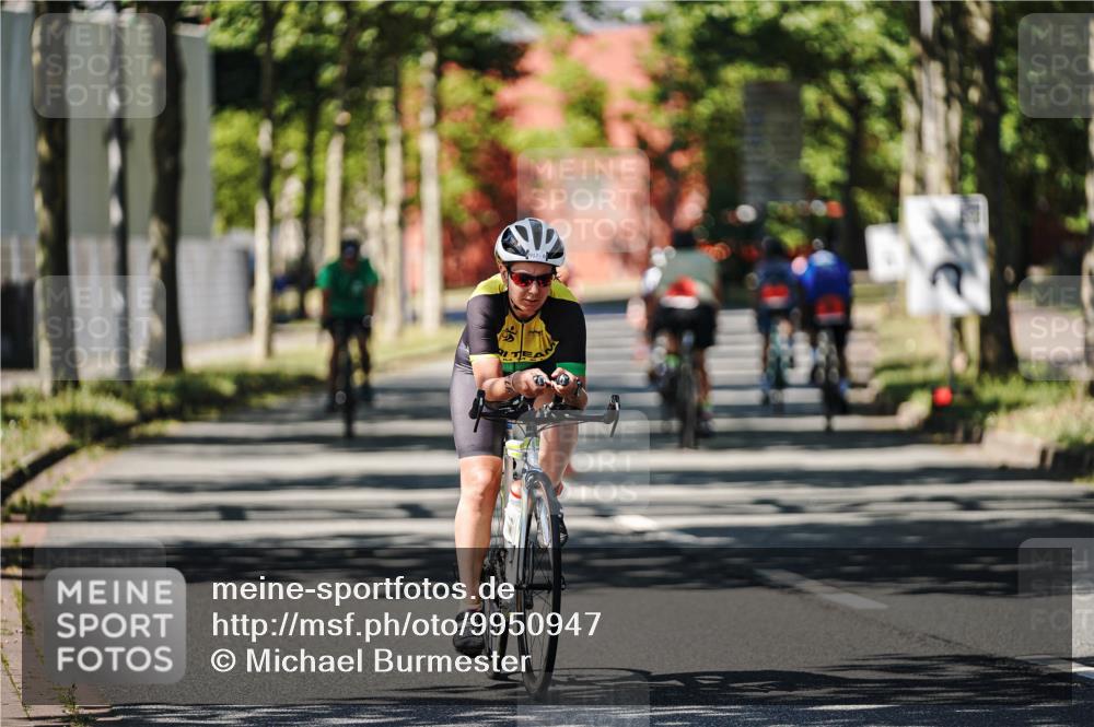 09.08.2026 - GEWOBA Citytriathlon Bremen Michael Burmester http://msf.ph/oto/9950947 09.08.2026 13:24:19 Radfahren 917, 1020, 1120 meine-sportfotos.de