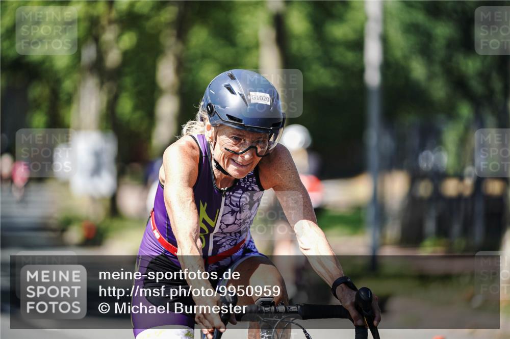 09.08.2026 - GEWOBA Citytriathlon Bremen Michael Burmester http://msf.ph/oto/9950959 09.08.2026 13:24:30 Radfahren 873, 908, 917, 1020, 1120 meine-sportfotos.de