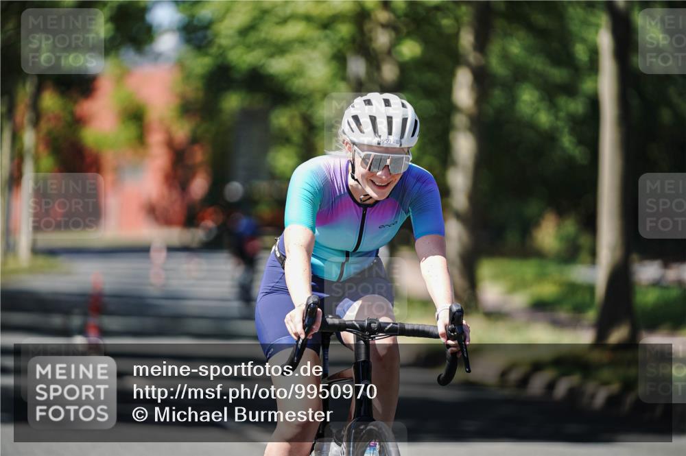 09.08.2026 - GEWOBA Citytriathlon Bremen Michael Burmester http://msf.ph/oto/9950970 09.08.2026 13:26:54 Radfahren 959 meine-sportfotos.de