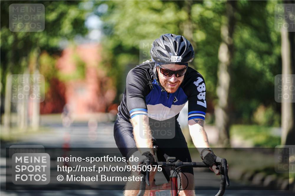 09.08.2026 - GEWOBA Citytriathlon Bremen Michael Burmester http://msf.ph/oto/9950975 09.08.2026 13:27:31 Radfahren 927, 1149 meine-sportfotos.de
