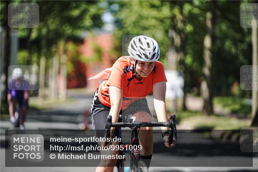 09.08.2026 - GEWOBA Citytriathlon Bremen Michael Burmester http://msf.ph/oto/9951009 09.08.2026 13:30:31 Radfahren 905, 963 meine-sportfotos.de