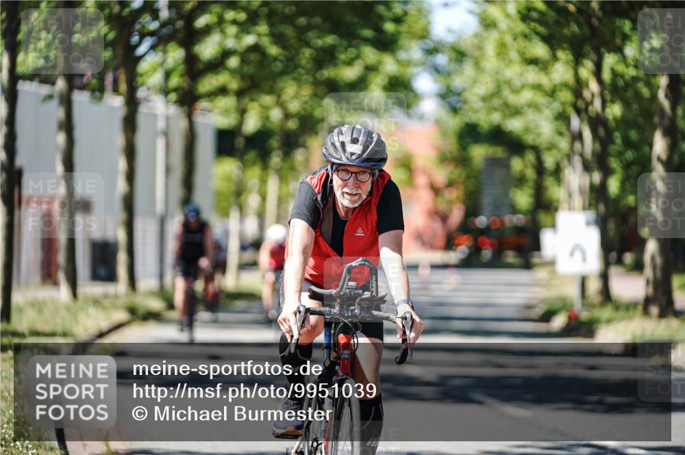09.08.2026 - GEWOBA Citytriathlon Bremen Michael Burmester http://msf.ph/oto/9951039 09.08.2026 13:32:37 Radfahren 822, 867, 967, 990 meine-sportfotos.de