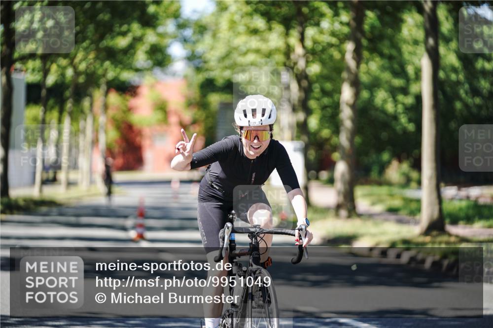 09.08.2026 - GEWOBA Citytriathlon Bremen Michael Burmester http://msf.ph/oto/9951049 09.08.2026 13:32:48 Radfahren 822, 939, 990, 1006 meine-sportfotos.de
