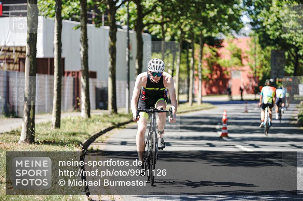 09.08.2026 - GEWOBA Citytriathlon Bremen Michael Burmester http://msf.ph/oto/9951126 09.08.2026 14:08:50 Radfahren 59, 156 meine-sportfotos.de
