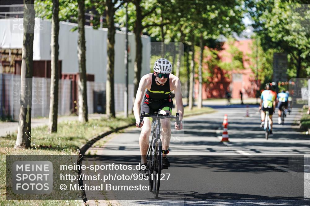 09.08.2026 - GEWOBA Citytriathlon Bremen Michael Burmester http://msf.ph/oto/9951127 09.08.2026 14:08:50 Radfahren 59, 156 meine-sportfotos.de