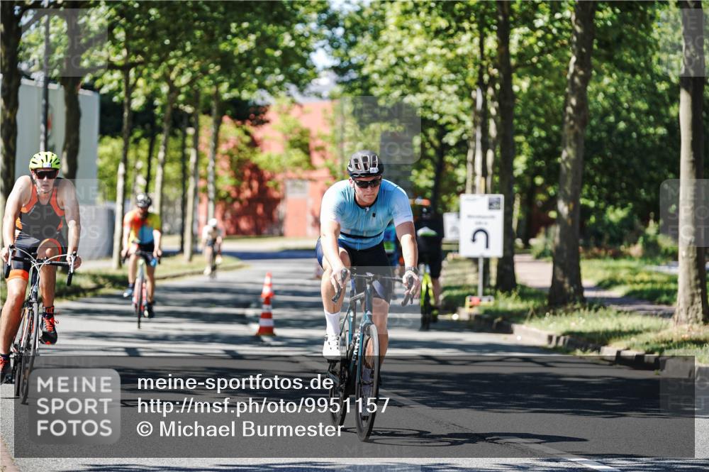 09.08.2026 - GEWOBA Citytriathlon Bremen Michael Burmester http://msf.ph/oto/9951157 09.08.2026 14:09:27 Radfahren 15, 29, 77, 78, 140, 141, 164, 168, 170, 178, 181, 185, 187, 189 meine-sportfotos.de