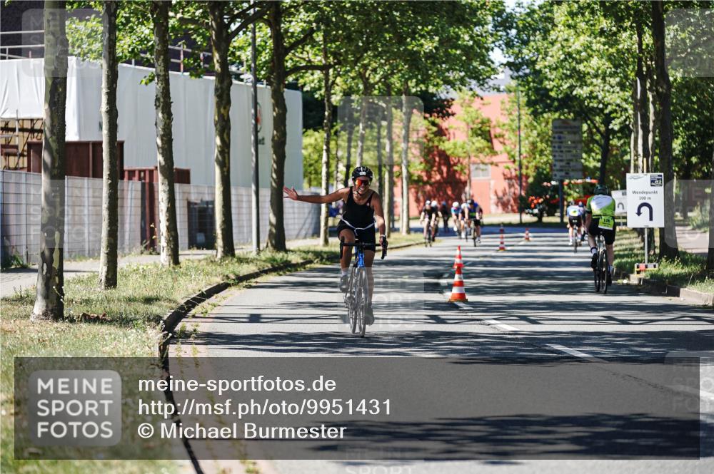 09.08.2026 - GEWOBA Citytriathlon Bremen Michael Burmester http://msf.ph/oto/9951431 09.08.2026 14:16:15 Radfahren 20, 39, 217, 329, 345 meine-sportfotos.de