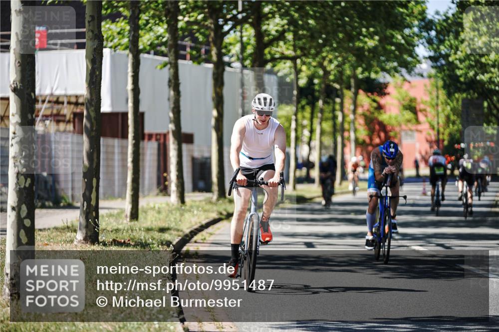 09.08.2026 - GEWOBA Citytriathlon Bremen Michael Burmester http://msf.ph/oto/9951487 09.08.2026 14:17:17 Radfahren 42, 101, 211, 395, 396 meine-sportfotos.de