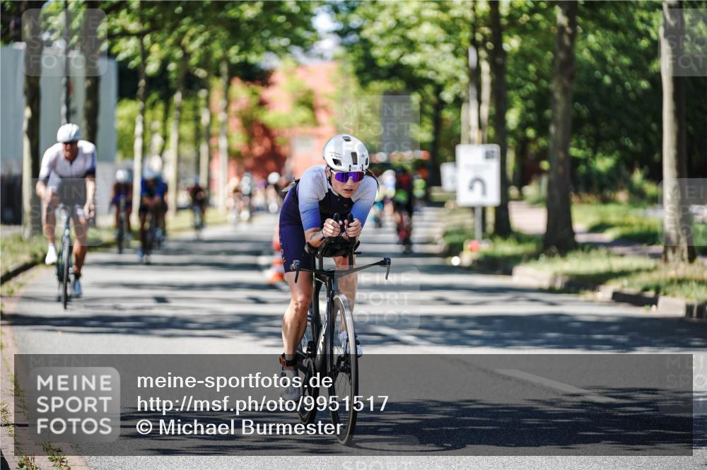 09.08.2026 - GEWOBA Citytriathlon Bremen Michael Burmester http://msf.ph/oto/9951517 09.08.2026 14:17:38 Radfahren 88, 106, 110, 193, 229, 256, 269, 274, 290, 309, 316, 321, 337, 356, 429, 457, 470 meine-sportfotos.de