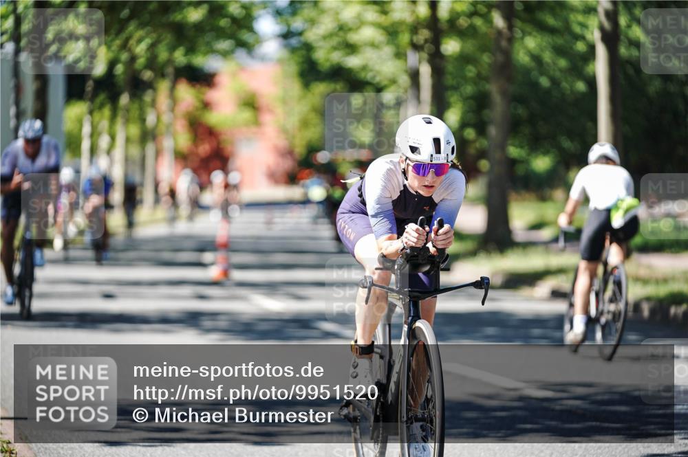 09.08.2026 - GEWOBA Citytriathlon Bremen Michael Burmester http://msf.ph/oto/9951520 09.08.2026 14:17:39 Radfahren 88, 106, 110, 193, 229, 256, 269, 274, 290, 293, 309, 316, 321, 337, 356, 378, 429, 457, 470 meine-sportfotos.de