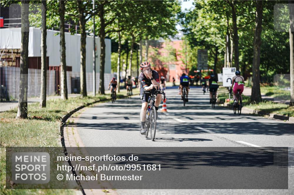 09.08.2026 - GEWOBA Citytriathlon Bremen Michael Burmester http://msf.ph/oto/9951681 09.08.2026 14:19:26 Radfahren 197, 204, 230, 261, 281, 330, 335, 342, 434, 487, 521, 523 meine-sportfotos.de