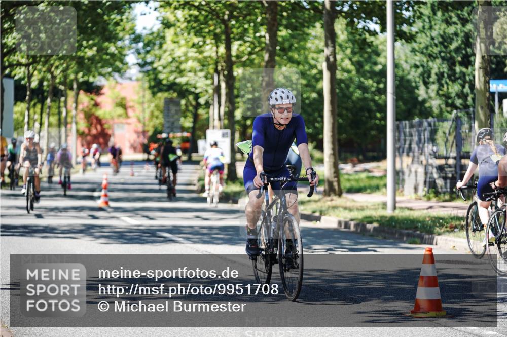 09.08.2026 - GEWOBA Citytriathlon Bremen Michael Burmester http://msf.ph/oto/9951708 09.08.2026 14:19:40 Radfahren 142, 166, 196, 206, 222, 230, 234, 239, 261, 262, 273, 281, 319, 326, 330, 342, 454, 521 meine-sportfotos.de