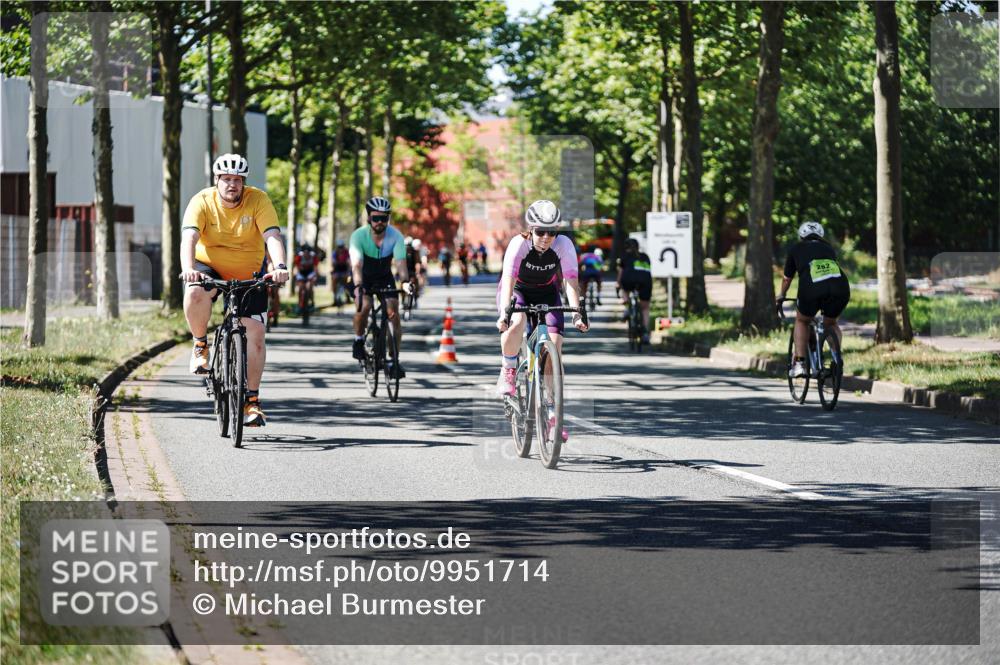 09.08.2026 - GEWOBA Citytriathlon Bremen Michael Burmester http://msf.ph/oto/9951714 09.08.2026 14:19:43 Radfahren 142, 166, 196, 206, 209, 222, 234, 239, 258, 262, 273, 281, 319, 326, 330, 342, 454, 458 meine-sportfotos.de