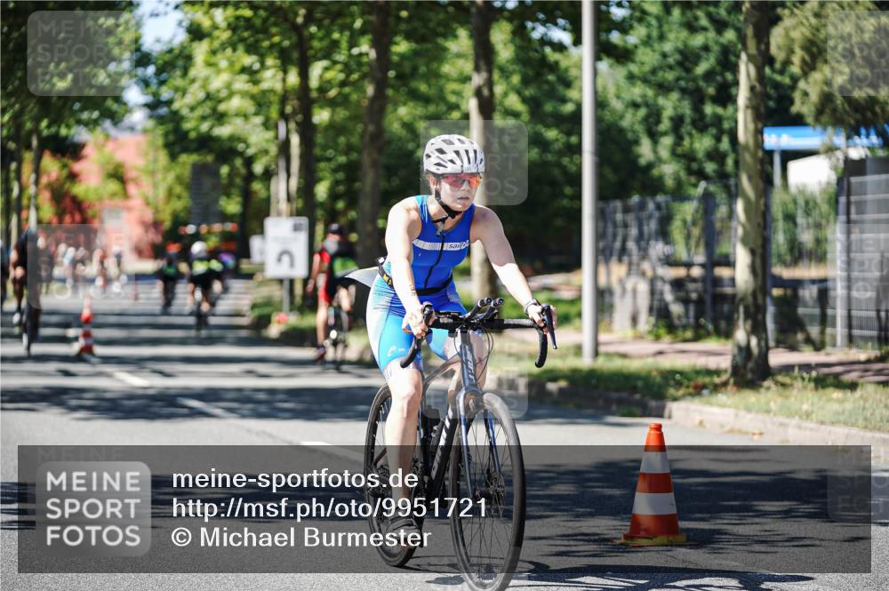 09.08.2026 - GEWOBA Citytriathlon Bremen Michael Burmester http://msf.ph/oto/9951721 09.08.2026 14:19:45 Radfahren 142, 166, 196, 206, 209, 222, 234, 239, 258, 262, 273, 281, 319, 326, 330, 342, 454, 458 meine-sportfotos.de