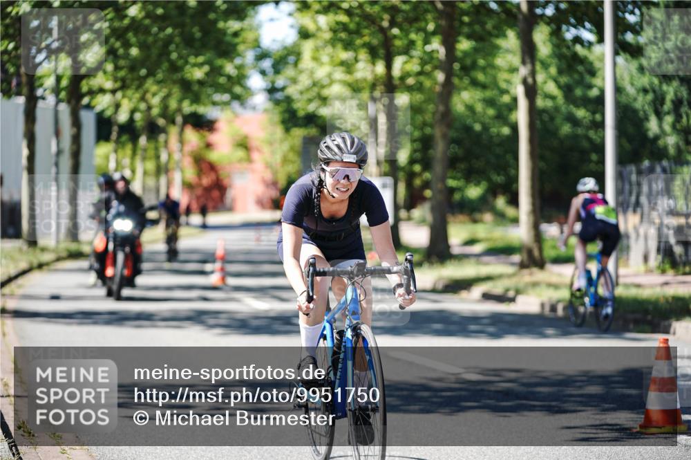 09.08.2026 - GEWOBA Citytriathlon Bremen Michael Burmester http://msf.ph/oto/9951750 09.08.2026 14:20:03 Radfahren 209, 224, 237, 249, 258, 310, 340, 400, 410, 431, 522 meine-sportfotos.de
