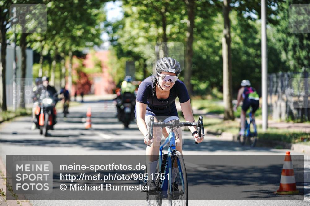 09.08.2026 - GEWOBA Citytriathlon Bremen Michael Burmester http://msf.ph/oto/9951751 09.08.2026 14:20:03 Radfahren 209, 224, 237, 249, 258, 310, 340, 400, 410, 431, 522 meine-sportfotos.de