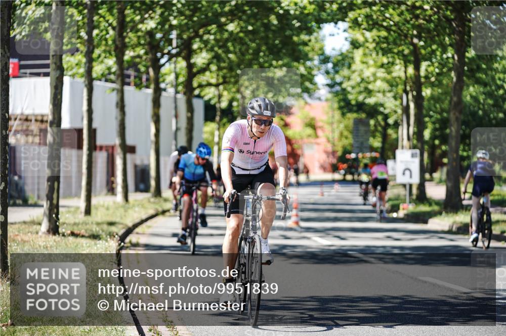 09.08.2026 - GEWOBA Citytriathlon Bremen Michael Burmester http://msf.ph/oto/9951839 09.08.2026 14:21:19 Radfahren 167, 231, 348, 388, 405, 412, 422, 440, 493, 515 meine-sportfotos.de