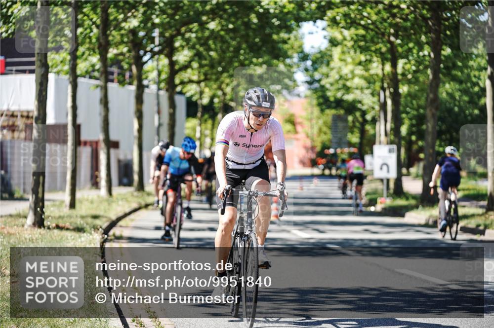 09.08.2026 - GEWOBA Citytriathlon Bremen Michael Burmester http://msf.ph/oto/9951840 09.08.2026 14:21:19 Radfahren 167, 231, 348, 388, 405, 412, 422, 440, 493, 515 meine-sportfotos.de