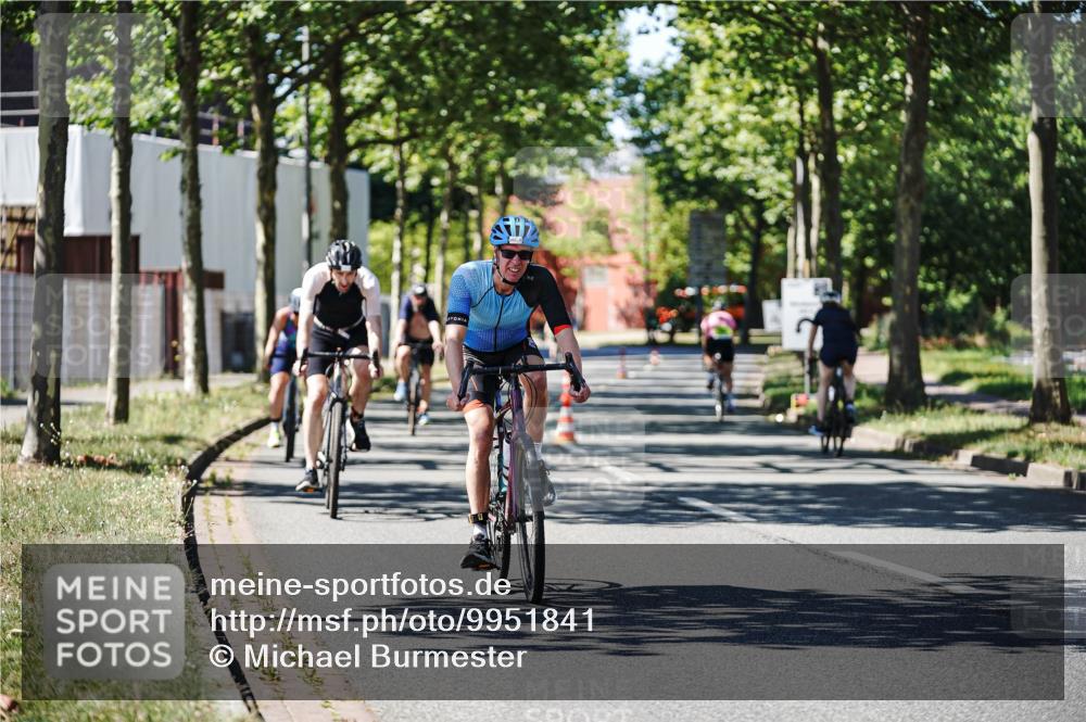 09.08.2026 - GEWOBA Citytriathlon Bremen Michael Burmester http://msf.ph/oto/9951841 09.08.2026 14:21:20 Radfahren 167, 231, 348, 388, 405, 412, 422, 428, 440, 493 meine-sportfotos.de