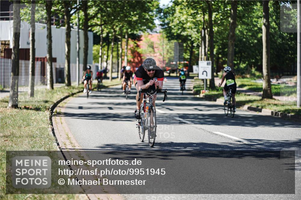 09.08.2026 - GEWOBA Citytriathlon Bremen Michael Burmester http://msf.ph/oto/9951945 09.08.2026 14:22:53 Radfahren 188, 259, 298, 372, 452, 480, 486 meine-sportfotos.de