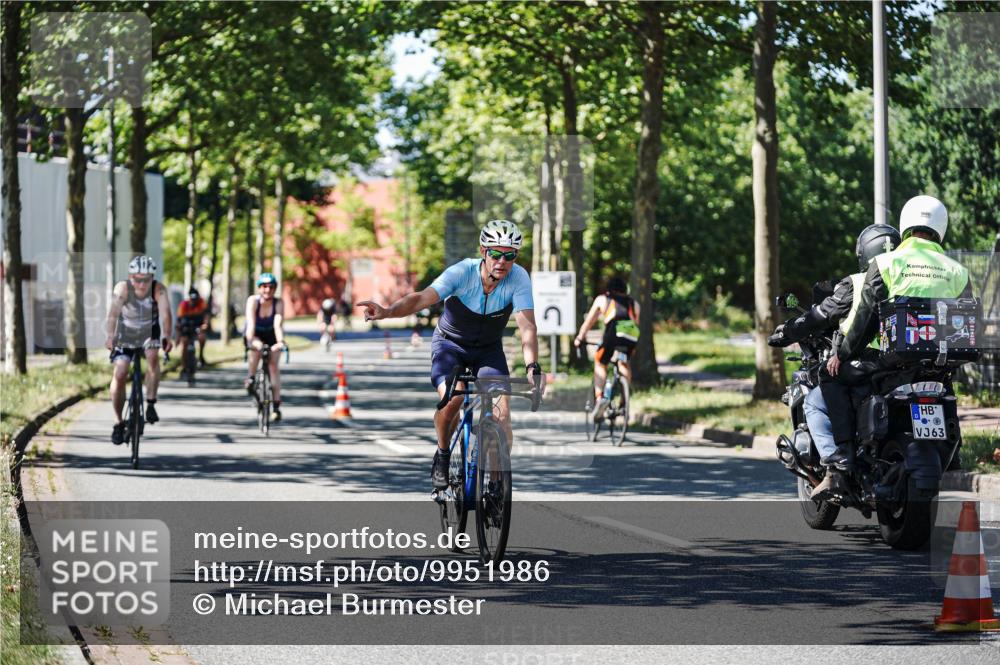 09.08.2026 - GEWOBA Citytriathlon Bremen Michael Burmester http://msf.ph/oto/9951986 09.08.2026 14:23:27 Radfahren 31, 318, 375, 379, 424, 426, 441, 463, 467 meine-sportfotos.de