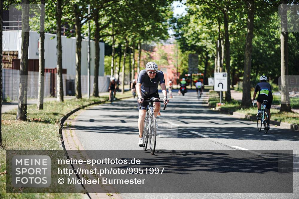 09.08.2026 - GEWOBA Citytriathlon Bremen Michael Burmester http://msf.ph/oto/9951997 09.08.2026 14:23:35 Radfahren 318, 332, 375, 424, 426, 463, 467 meine-sportfotos.de