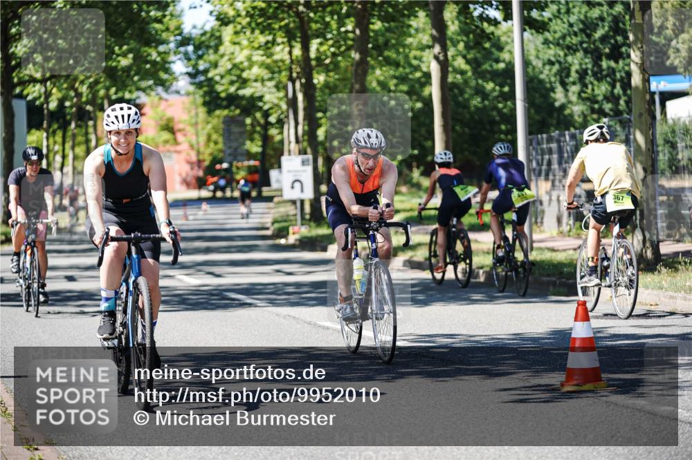 09.08.2026 - GEWOBA Citytriathlon Bremen Michael Burmester http://msf.ph/oto/9952010 09.08.2026 14:23:44 Radfahren 248, 318, 332, 435, 467, 471, 489, 494, 516 meine-sportfotos.de