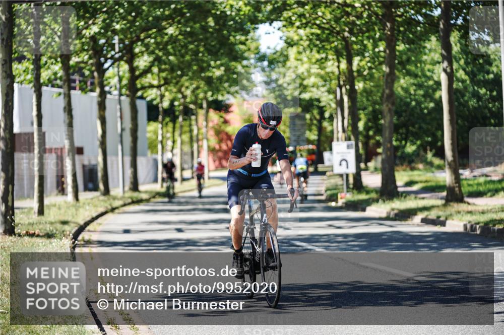 09.08.2026 - GEWOBA Citytriathlon Bremen Michael Burmester http://msf.ph/oto/9952020 09.08.2026 14:23:53 Radfahren 246, 248, 430, 435, 465, 471, 472, 478, 489, 494, 516 meine-sportfotos.de