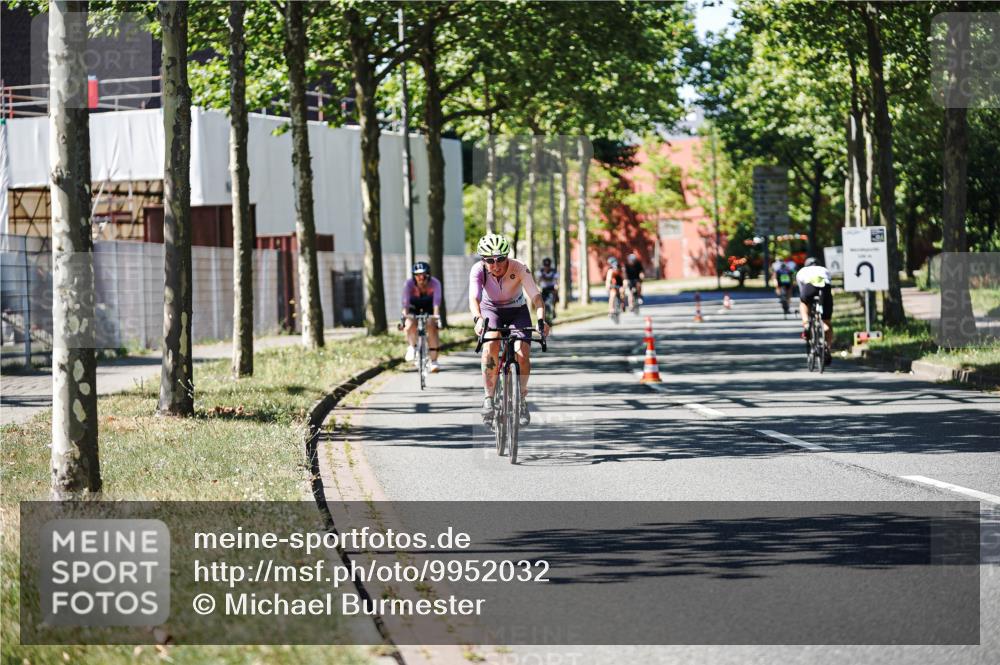 09.08.2026 - GEWOBA Citytriathlon Bremen Michael Burmester http://msf.ph/oto/9952032 09.08.2026 14:24:09 Radfahren 55, 315, 361, 430, 436, 465, 468, 478, 495, 502 meine-sportfotos.de