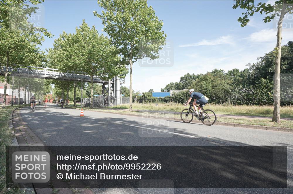 09.08.2026 - GEWOBA Citytriathlon Bremen Michael Burmester http://msf.ph/oto/9952226 09.08.2026 10:24:44 Radfahren 291, 314 meine-sportfotos.de
