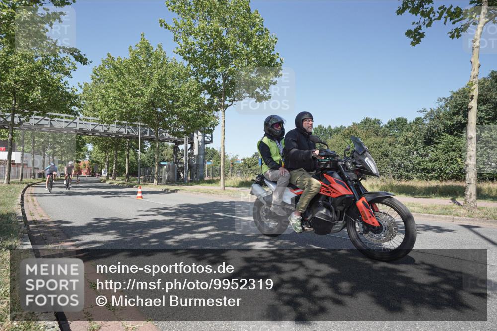 09.08.2026 - GEWOBA Citytriathlon Bremen Michael Burmester http://msf.ph/oto/9952319 09.08.2026 13:23:24 Radfahren 941, 966, 997, 1105, 1122 meine-sportfotos.de
