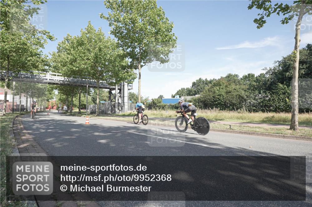 09.08.2026 - GEWOBA Citytriathlon Bremen Michael Burmester http://msf.ph/oto/9952368 09.08.2026 10:28:13 Radfahren 395 meine-sportfotos.de