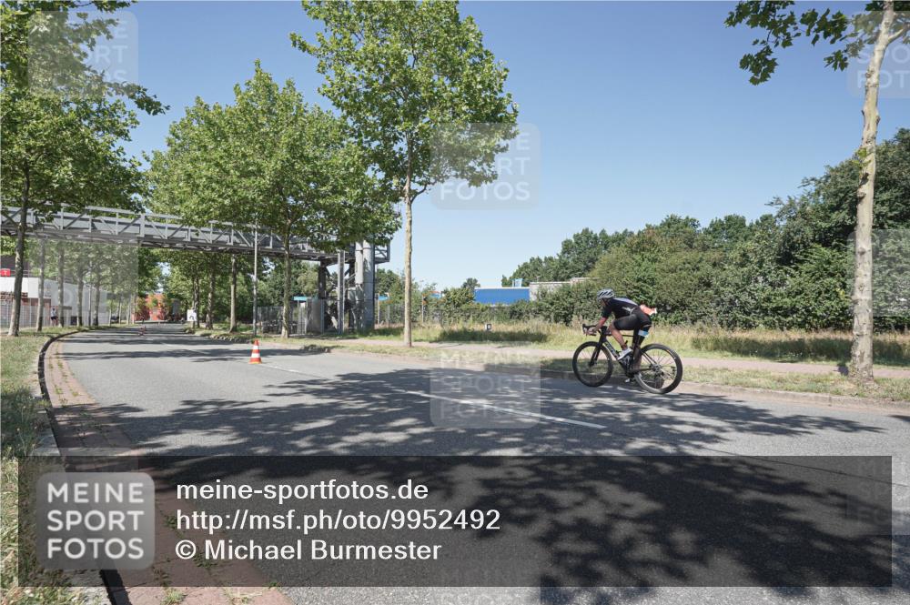 09.08.2026 - GEWOBA Citytriathlon Bremen Michael Burmester http://msf.ph/oto/9952492 09.08.2026 13:31:12 Radfahren 899 meine-sportfotos.de