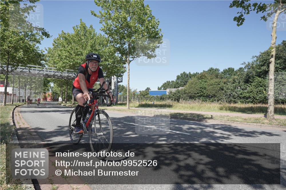 09.08.2026 - GEWOBA Citytriathlon Bremen Michael Burmester http://msf.ph/oto/9952526 09.08.2026 13:32:37 Radfahren 822, 867, 967, 990 meine-sportfotos.de