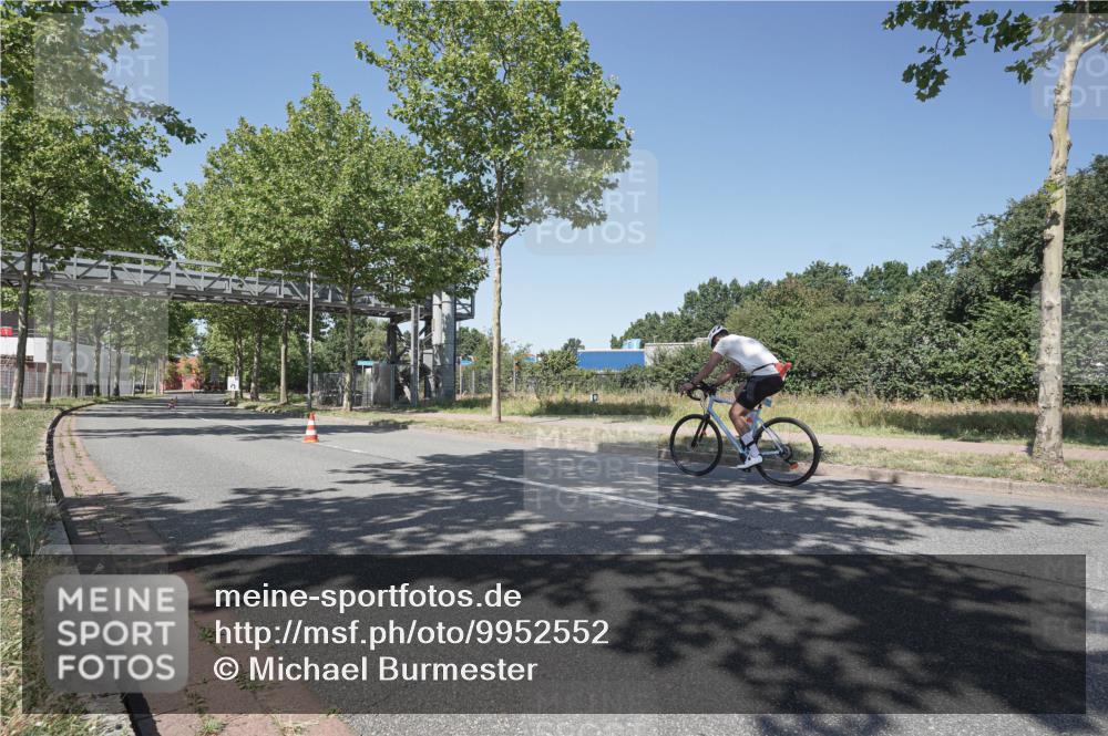 09.08.2026 - GEWOBA Citytriathlon Bremen Michael Burmester http://msf.ph/oto/9952552 09.08.2026 13:35:21 Radfahren  meine-sportfotos.de