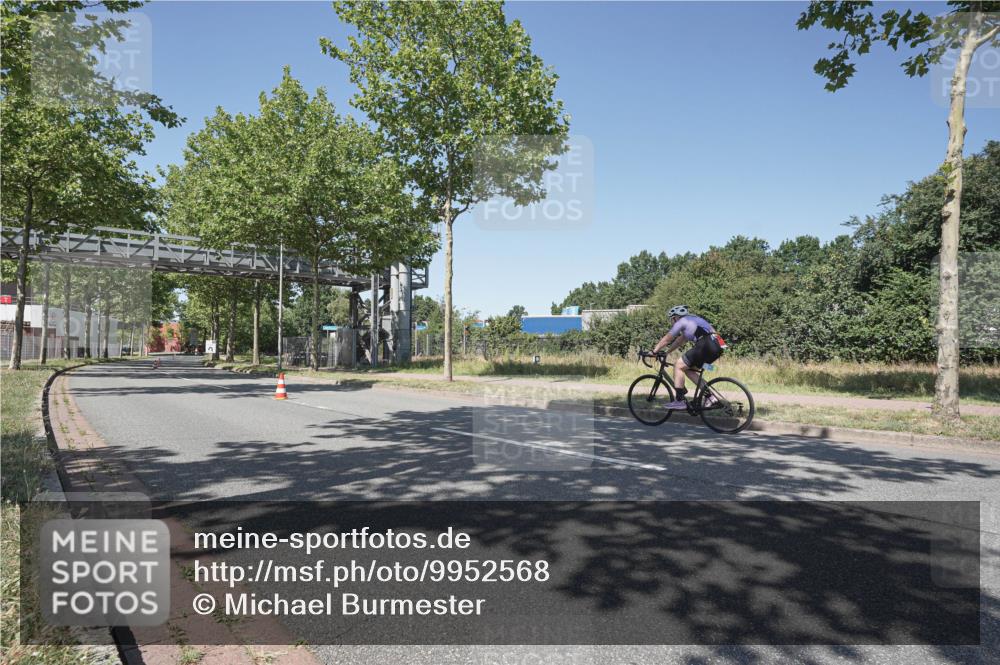 09.08.2026 - GEWOBA Citytriathlon Bremen Michael Burmester http://msf.ph/oto/9952568 09.08.2026 13:39:52 Radfahren  meine-sportfotos.de