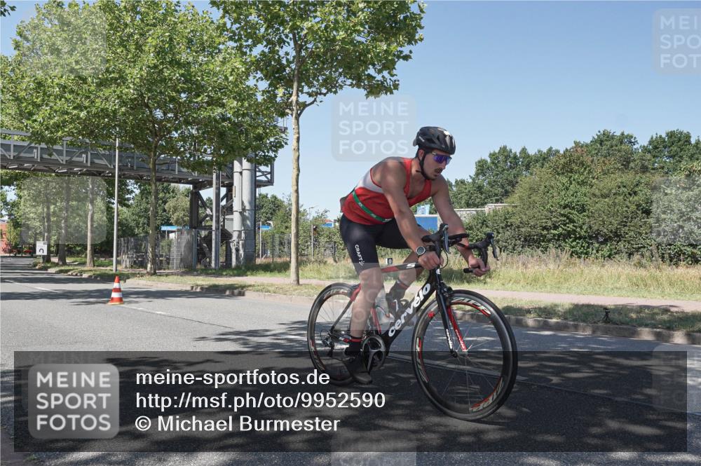 09.08.2026 - GEWOBA Citytriathlon Bremen Michael Burmester http://msf.ph/oto/9952590 09.08.2026 14:05:09 Radfahren 23 meine-sportfotos.de